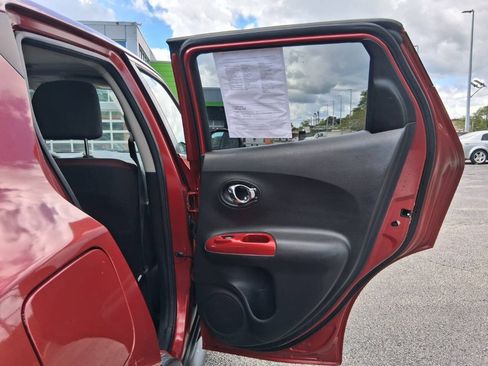 Used 2012 Nissan Juke SV AWD/4WD image 12