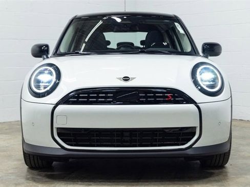 Certified 2025 MINI Cooper S image 7
