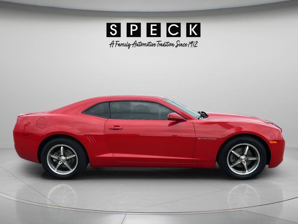 Used 2012 Chevrolet Camaro LS RWD image 6