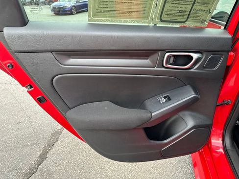 Used 2025 Honda Civic Sport image 33