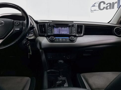 Used 2017 Toyota RAV4 XLE FWD image 27
