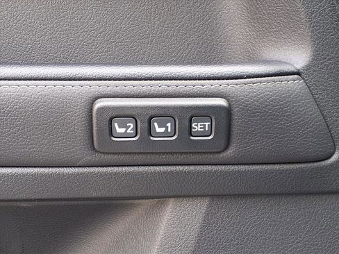 Used 2023 Toyota 4Runner Limited image 24