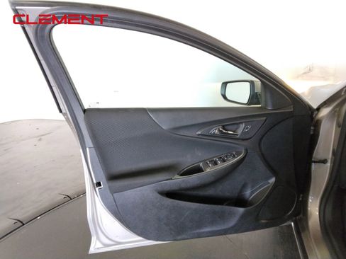 Used 2023 Chevrolet Malibu LT image 23