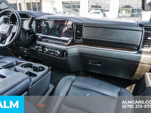 Used 2026 GMC Sierra 1500 SLT AWD/4WD image 23