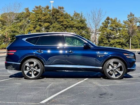 Used 2025 Genesis GV80 3.5T Prestige image 9