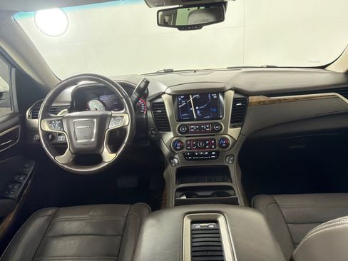 Used 2015 GMC Yukon Denali w/ Open Road Package AWD/4WD image 28