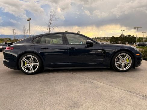 Used 2018 Porsche Panamera 4 AWD/4WD image 9