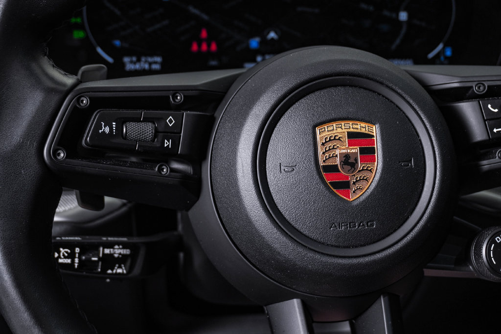 Certified 2024 Porsche Cayenne S AWD/4WD image 20