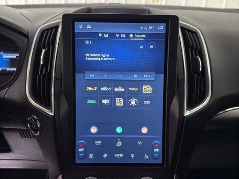 Certified 2022 Ford Edge Titanium AWD/4WD image 4