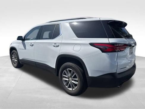 Used 2023 Chevrolet Traverse LT image 4