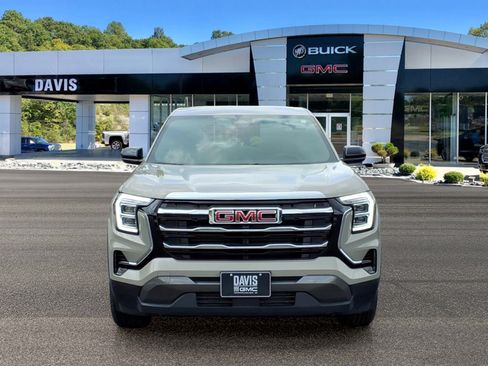 Used 2026 GMC Terrain Elevation AWD/4WD image 2