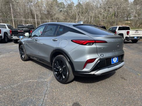 New 2026 Buick Envista Sport Touring w/ Convenience I Package image 3