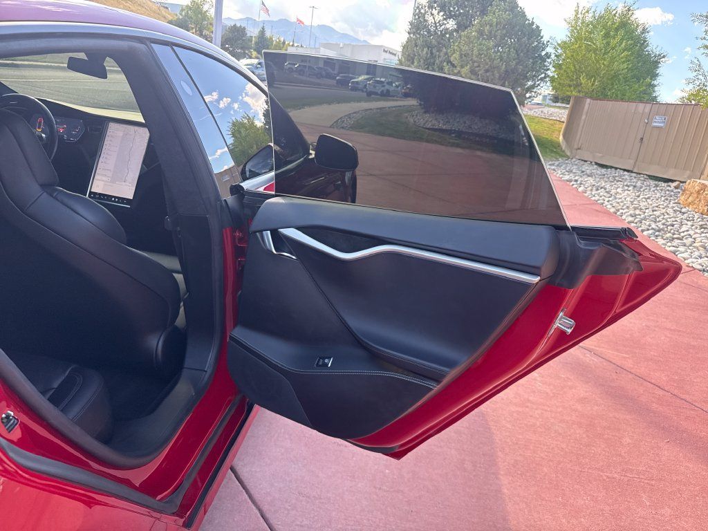 Used 2018 Tesla Model S 75D AWD/4WD image 23