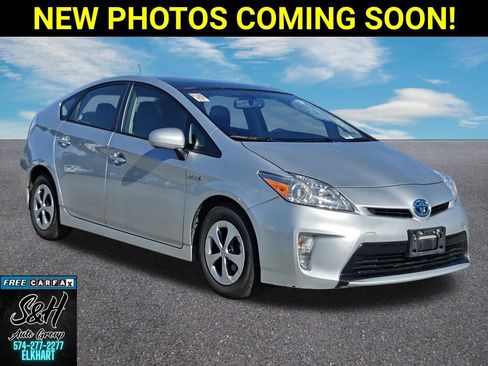 Used 2012 Toyota Prius Four w/ Deluxe Solar Roof Pkg FWD image 1