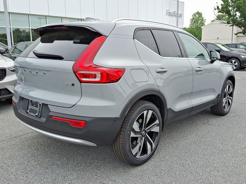 New 2025 Volvo XC40 B5 Ultra w/ Protection Package Premier image 4