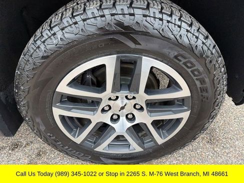 Used 2020 Chevrolet Silverado 1500 LT Trail Boss AWD/4WD image 3
