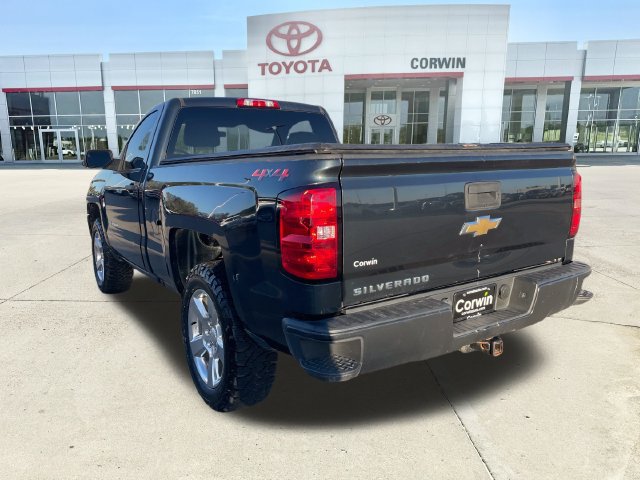 Used 2018 Chevrolet Silverado 1500 W/T w/ WT Convenience Package AWD/4WD image 3