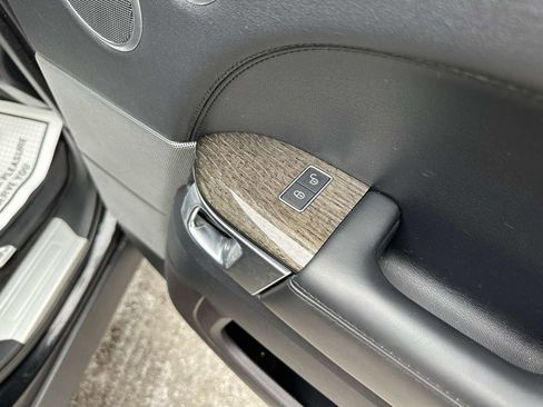 Used 2016 Land Rover Range Rover Sport HSE image 35