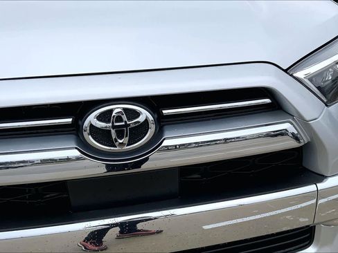 Used 2023 Toyota 4Runner Limited AWD/4WD image 44