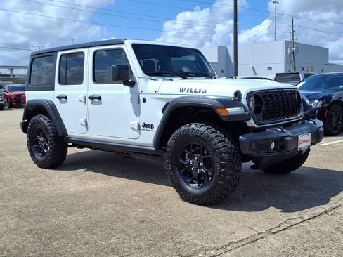 Used 2026 Jeep Wrangler Unlimited Sport AWD/4WD image 2