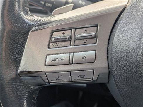 Used 2011 Subaru Outback 3.6R Limited AWD/4WD image 11