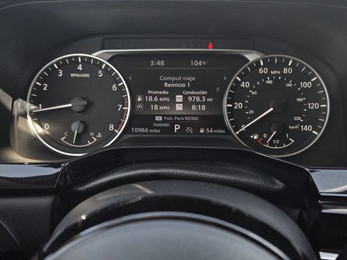Used 2025 Nissan Pathfinder SL FWD image 6