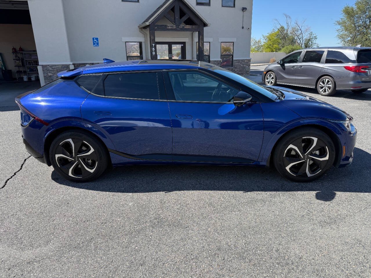 Used 2023 Kia EV6 GT-Line AWD/4WD image 9