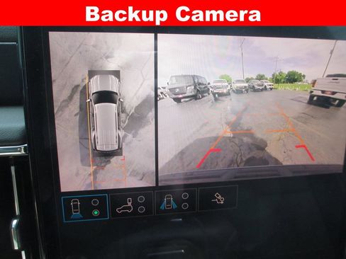 Used 2025 GMC Yukon Denali w/ Sun & Power Step Package AWD/4WD image 20