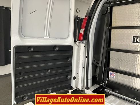 Used 2023 GMC Savana 3500 w/ Driver Convenience Package RWD image 18
