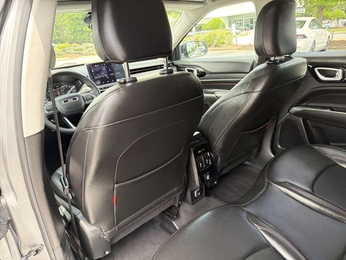 Used 2022 Jeep Compass Trailhawk w/ Sun and Sound Group AWD/4WD image 20