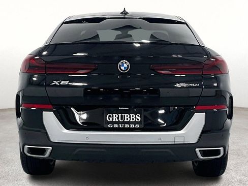 Used 2022 BMW X6 xDrive40i image 4