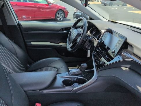 Certified 2023 Toyota Camry SE FWD image 10