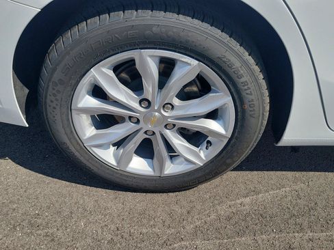 Used 2024 Chevrolet Malibu LT FWD image 5