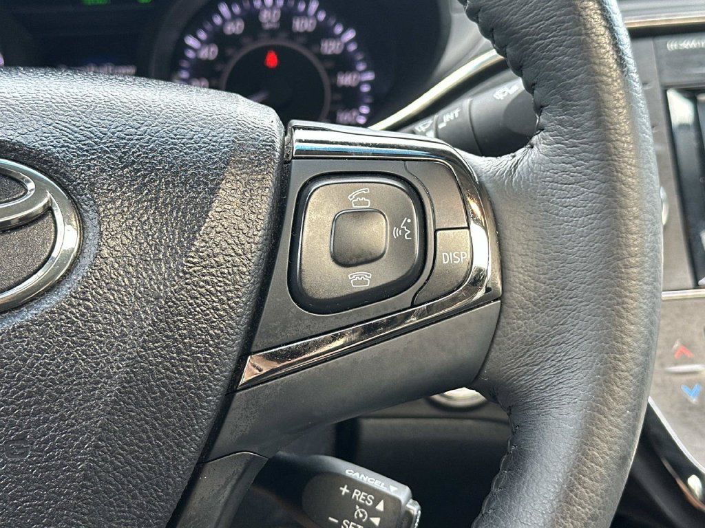 Used 2016 Toyota Avalon XLE Premium FWD image 29