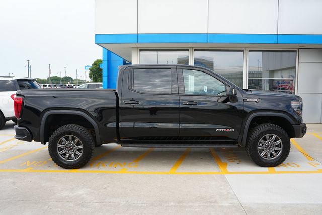 Used 2026 GMC Sierra 1500 AT4X AWD/4WD image 32
