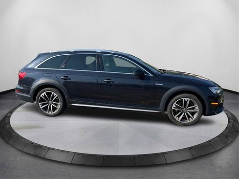 Used 2017 Audi A4 2.0T allroad Prestige w/ Prestige Package image 4