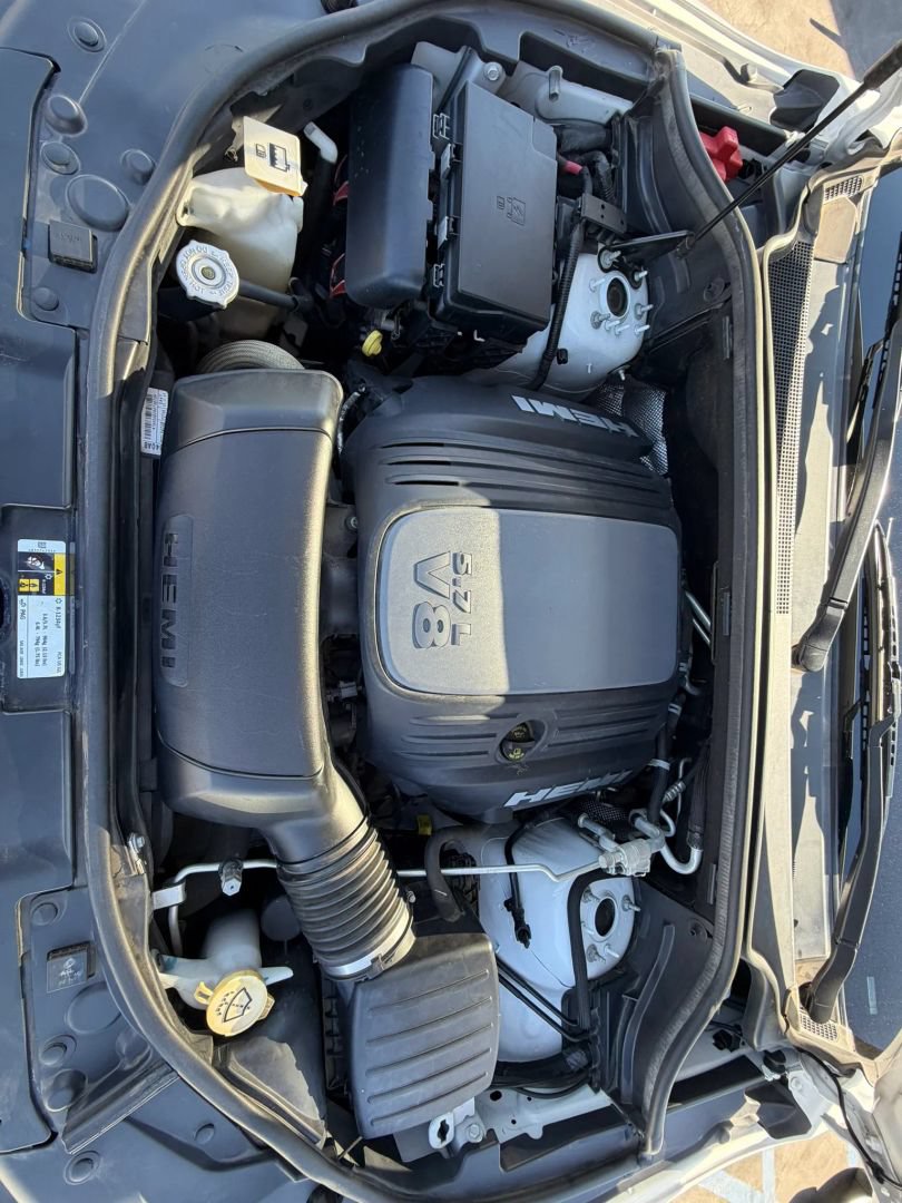 Used 2018 Dodge Durango R/T w/ Blacktop Package RWD image 32