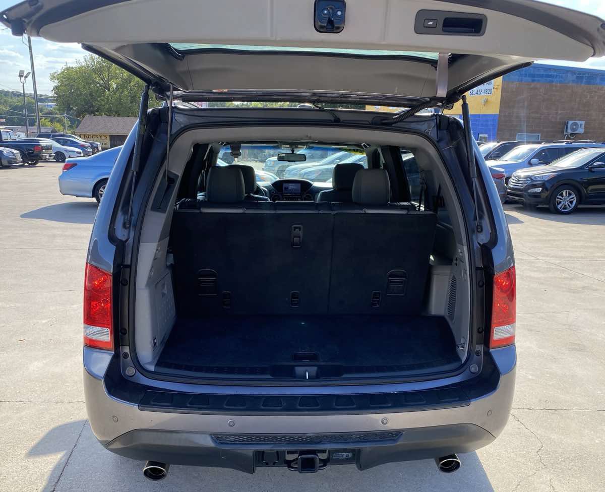 Used 2015 Honda Pilot Touring image 12
