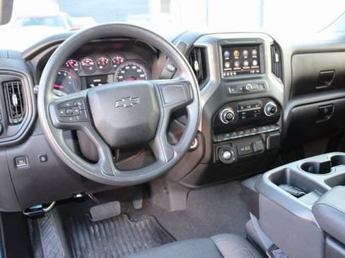 Used 2023 Chevrolet Silverado 1500 Custom Trail Boss image 4
