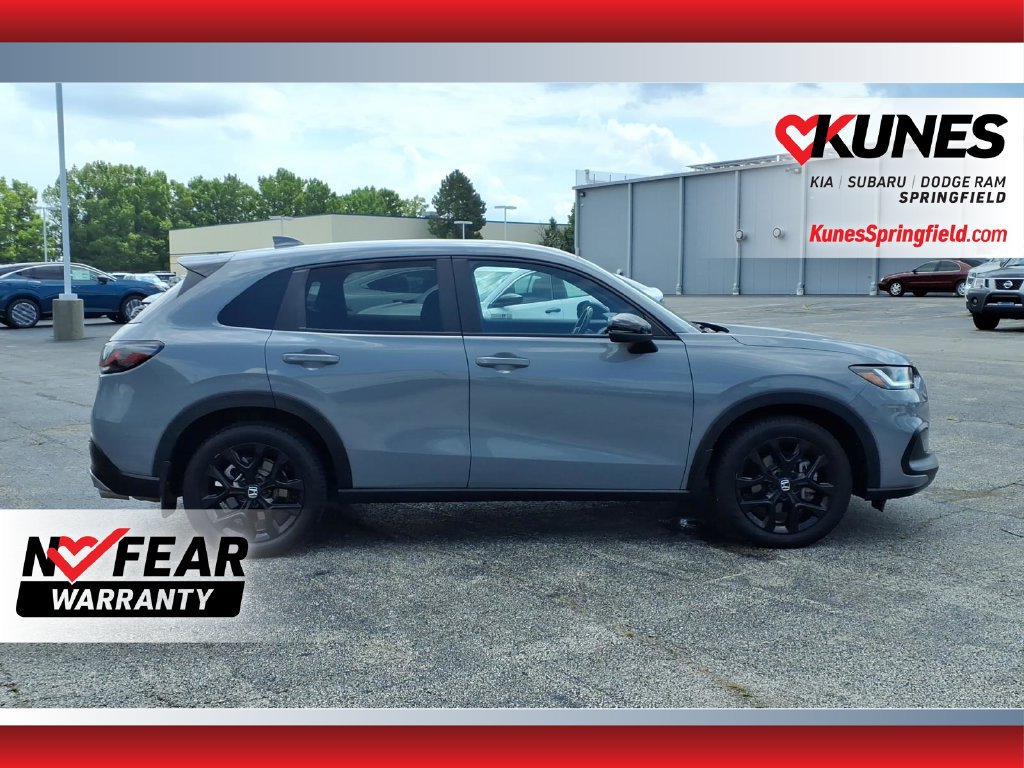 Used 2023 Honda HR-V Sport image 4