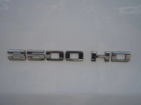 Used 2018 Chevrolet Silverado 3500 W/T w/ WT Convenience Package AWD/4WD image 29
