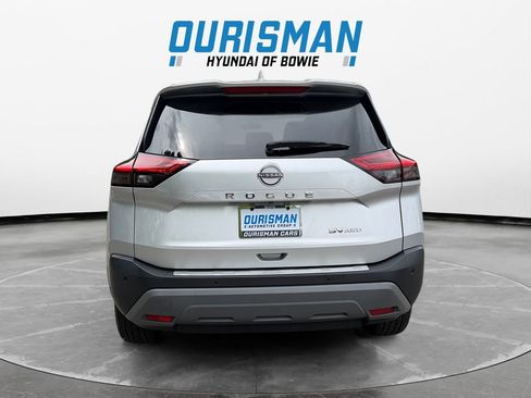 Used 2023 Nissan Rogue SV AWD/4WD image 5