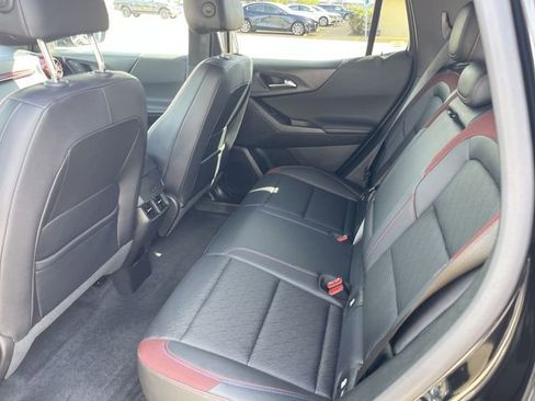 Used 2025 Chevrolet Equinox RS w/ Safety and Technology Package AWD/4WD image 13