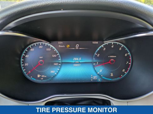 Used 2021 Mercedes-Benz GLC 300 4MATIC image 16