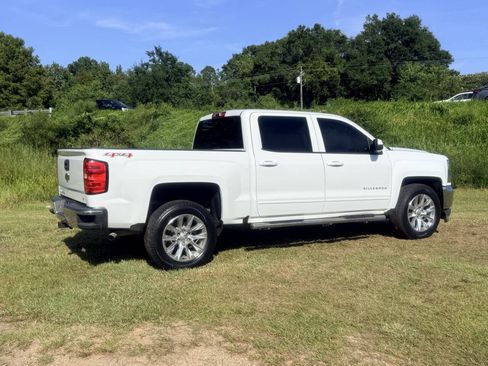 Used 2017 Chevrolet Silverado 1500 LT w/ LT Convenience Package AWD/4WD image 6