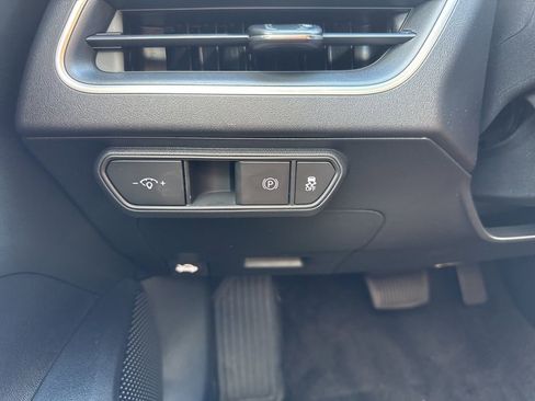 New 2026 Kia K4 LXS image 8