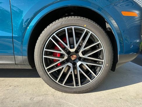 Certified 2026 Porsche Cayenne S AWD/4WD image 42
