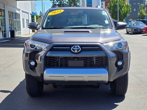 Used 2023 Toyota 4Runner TRD Off-Road Premium w/ Off Road Premium Plus Package AWD/4WD image 11