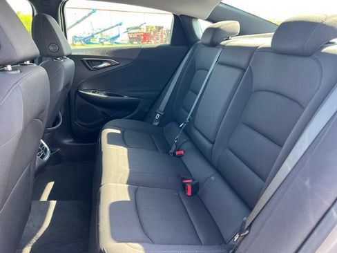 Used 2023 Chevrolet Malibu LT FWD image 4