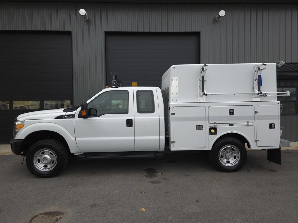 Used 2016 Ford F350 XL AWD/4WD image 1